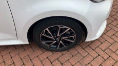 Toyota Yaris 1.5 Hybrid Design 5dr CVT Hybrid Hatchback